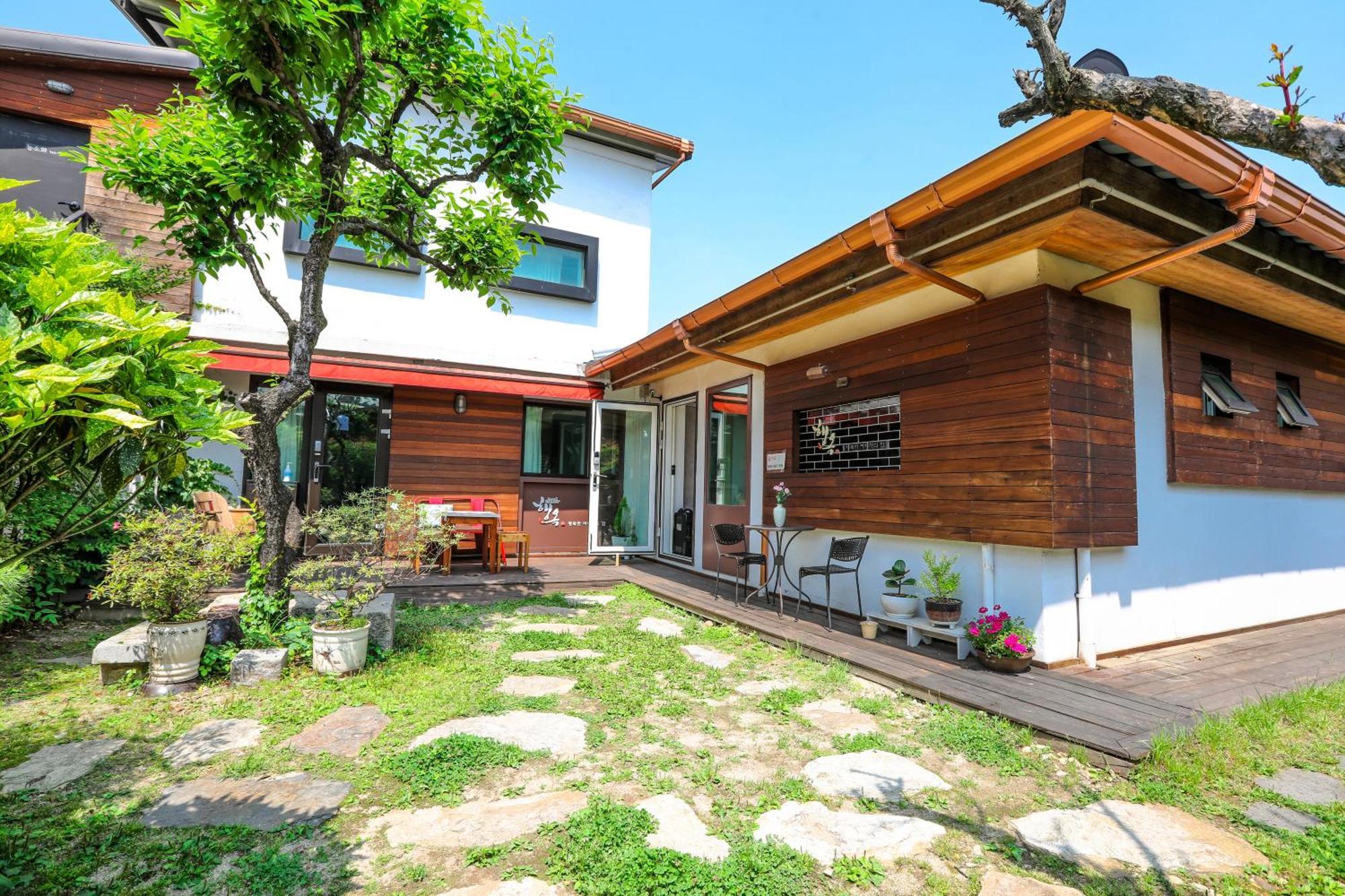 Haengok Guesthouse Jeonju Zewnętrze zdjęcie